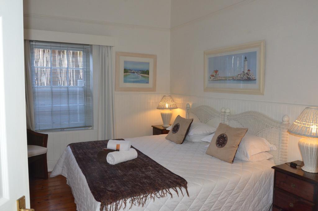 5Th House B&B Plettenberg Bay Exteriör bild