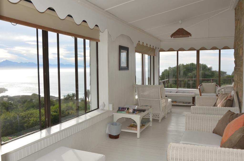 5Th House B&B Plettenberg Bay Exteriör bild