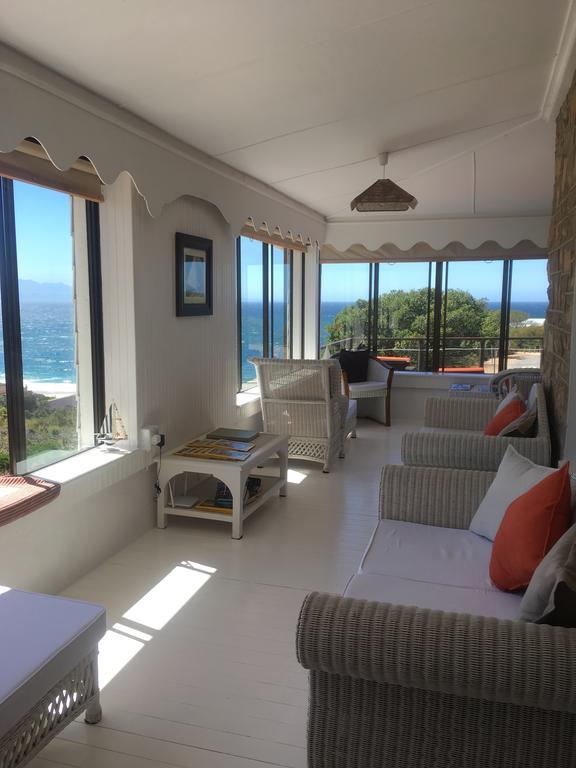 5Th House B&B Plettenberg Bay Exteriör bild